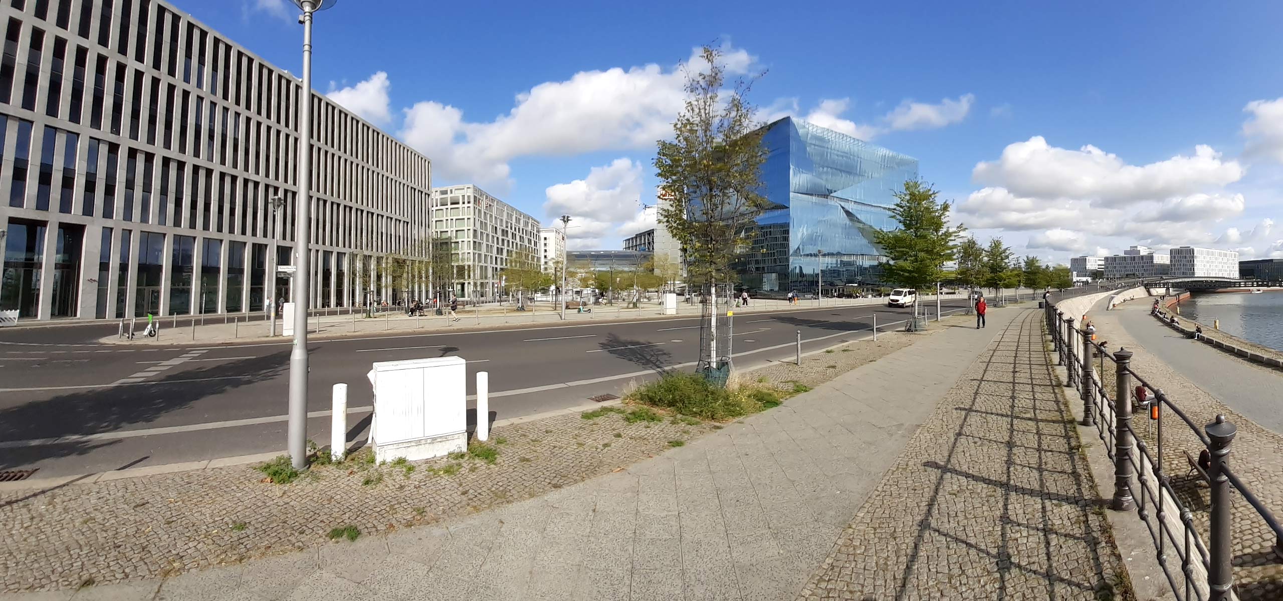 Willkommen bei<br/>Berlin's Finest Trading Card<br />Collectors Venue